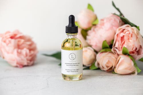 Lizush Cbd Lavender Body Oil With Cbd Natural Moisturizing Body Oil Thc Free In Lavender