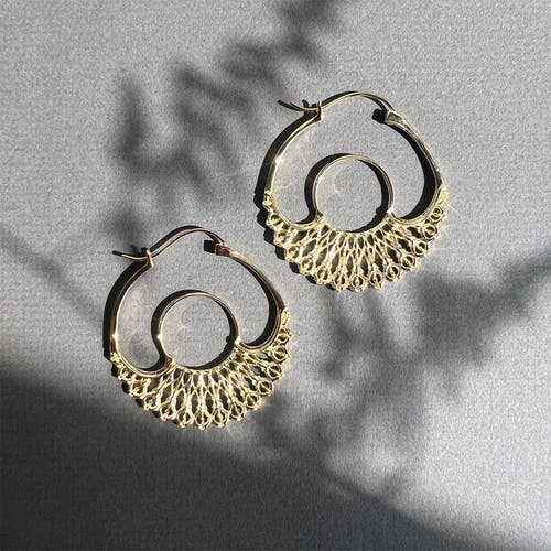 Astor & Orion Iris Hoops In Gold