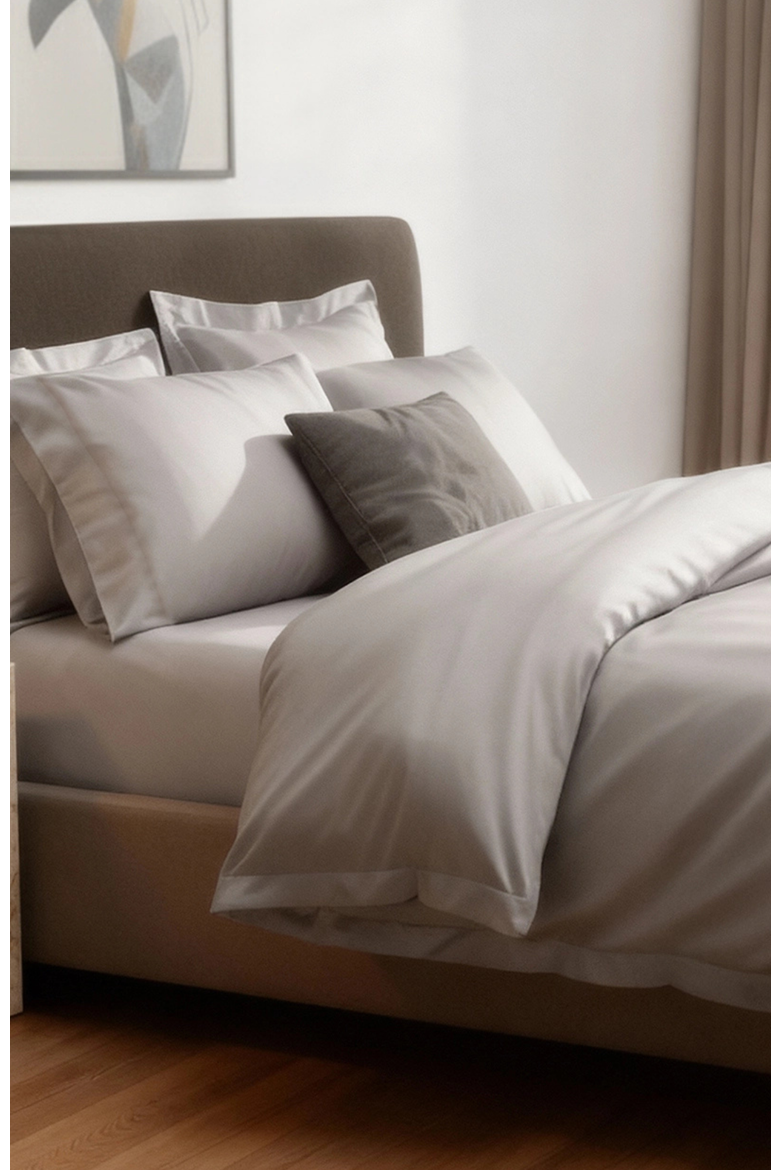 Heritage Organic Sateen Duvet Cover, Alternate, color, Quiet Gray - King