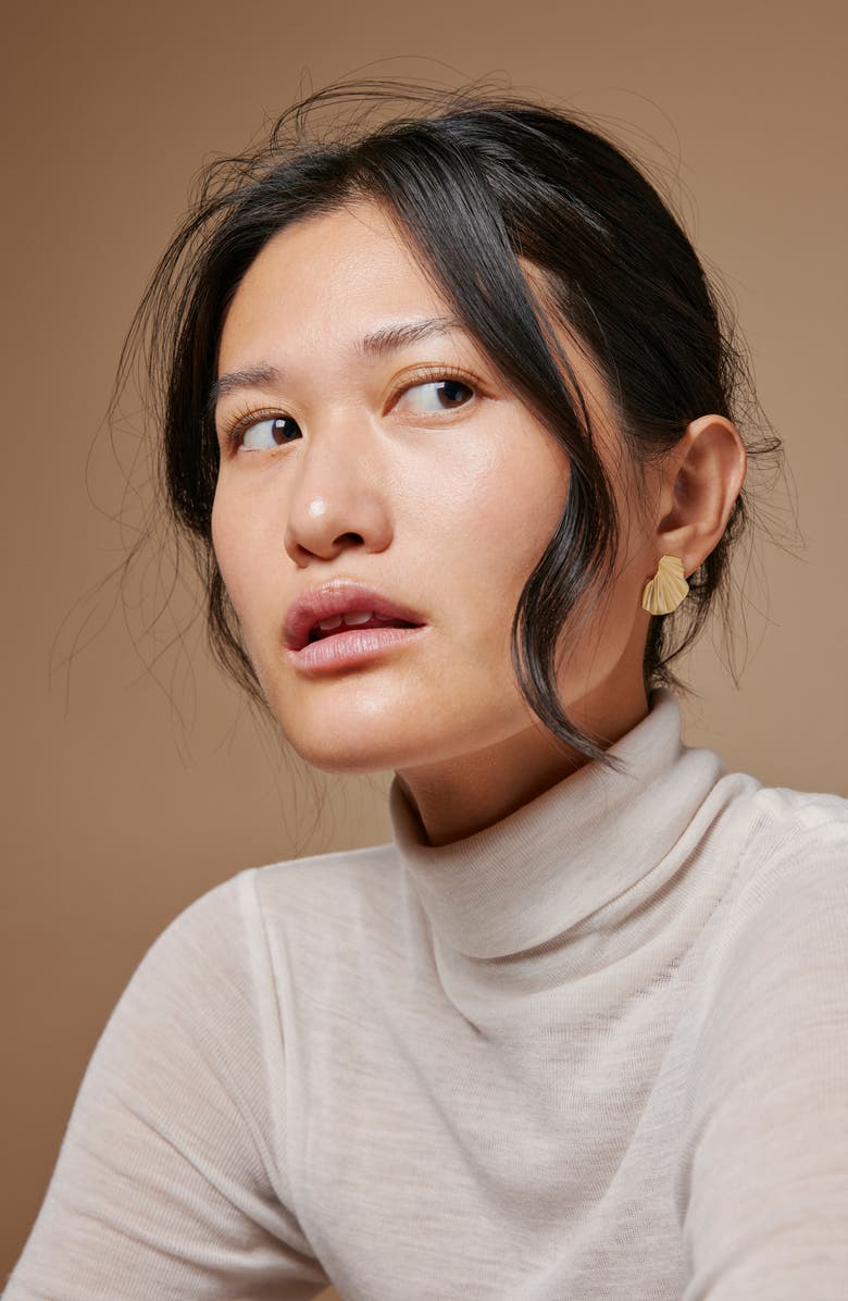 ENAMEL Copenhagen Wave Earring, Alternate, color, Gold