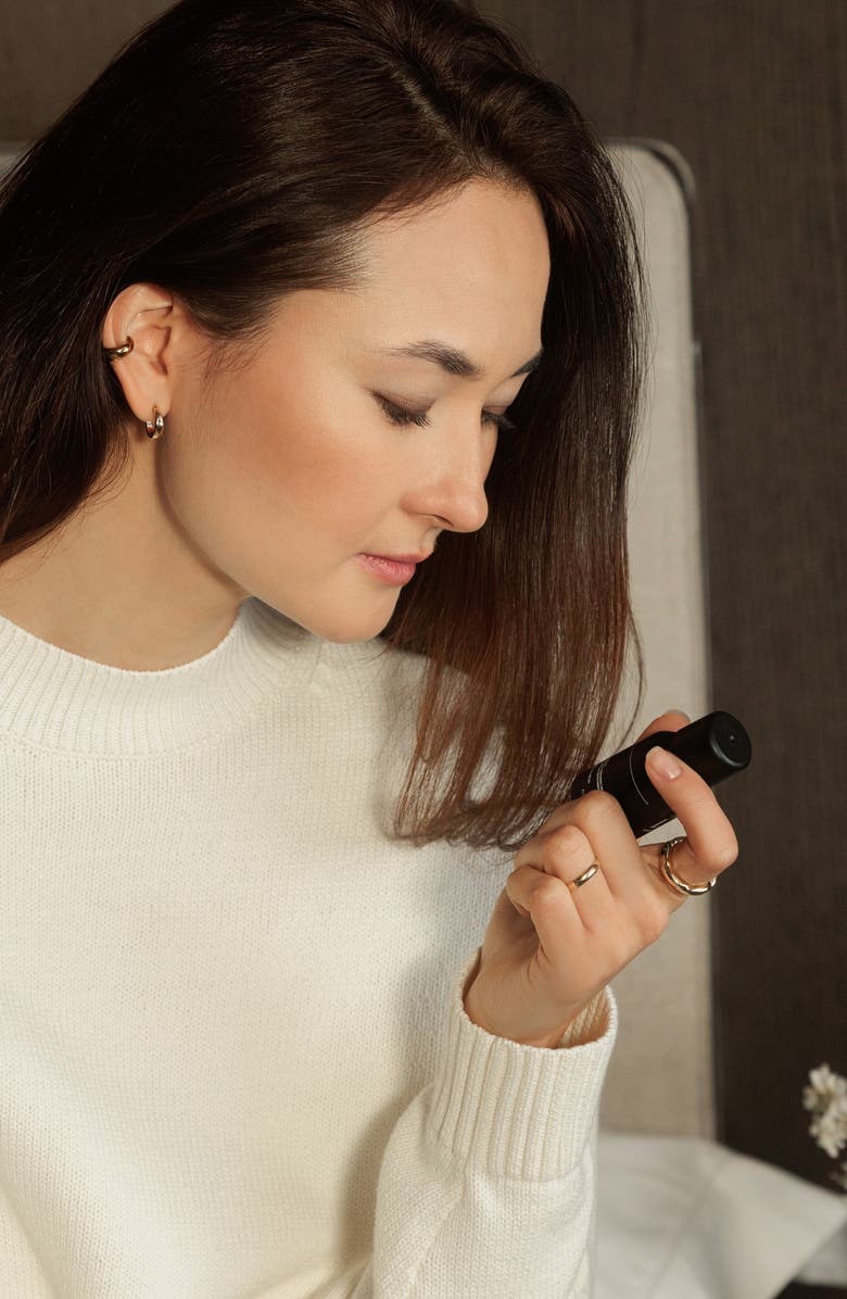 Vitruvi Legacy Essential Oil Blend, Alternate, color,