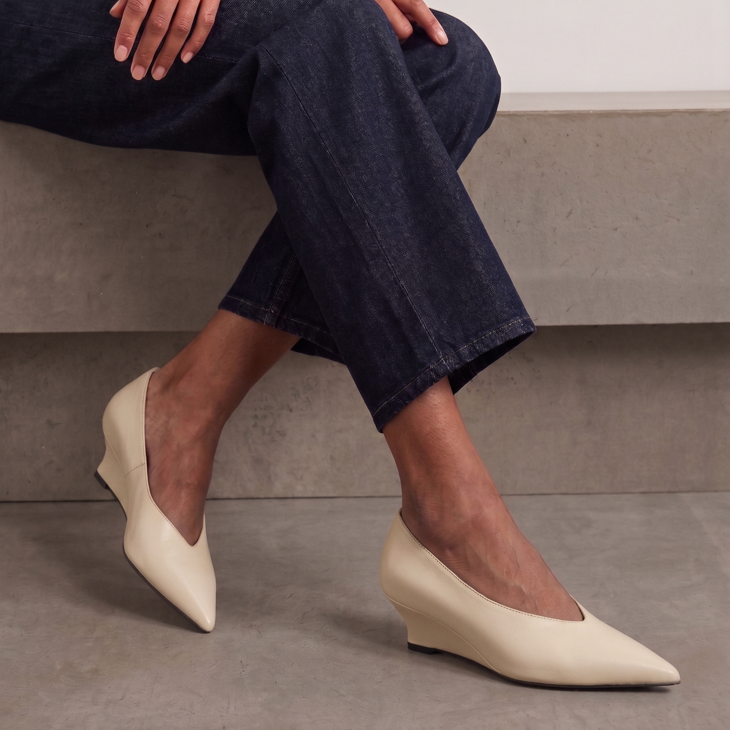 JoJo Leather Wedge Pumps, Alternate, color, Bone