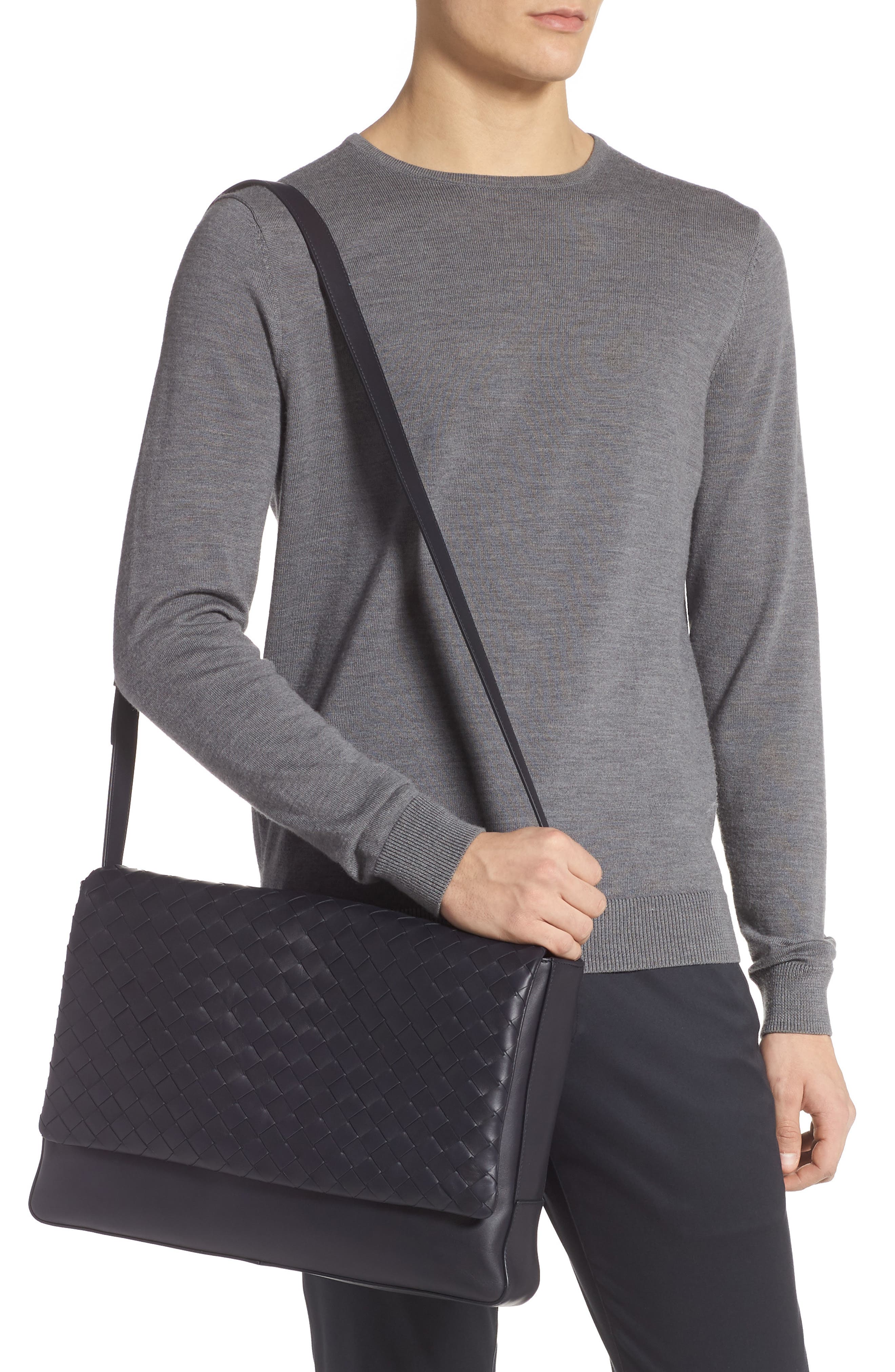 Bottega Veneta Intrecciato Leather Messenger Bag, Alternate, color, 