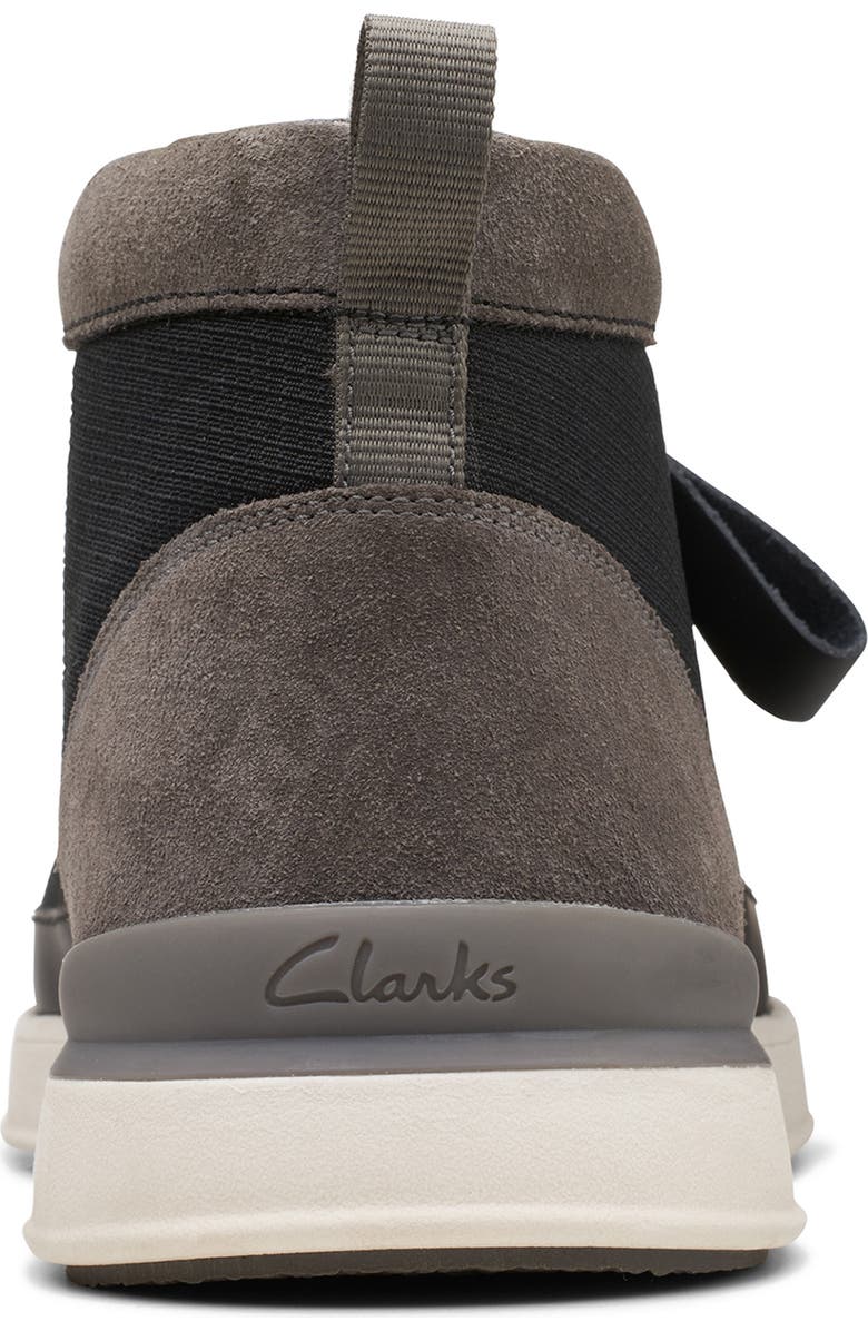 Clarks<sup>®</sup> Racelite Wally Chukka Boot, Alternate, color,