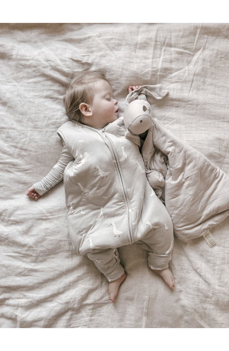 gunamuna Footie Sleep Sack 0.5 TOG, Alternate, color, Goose