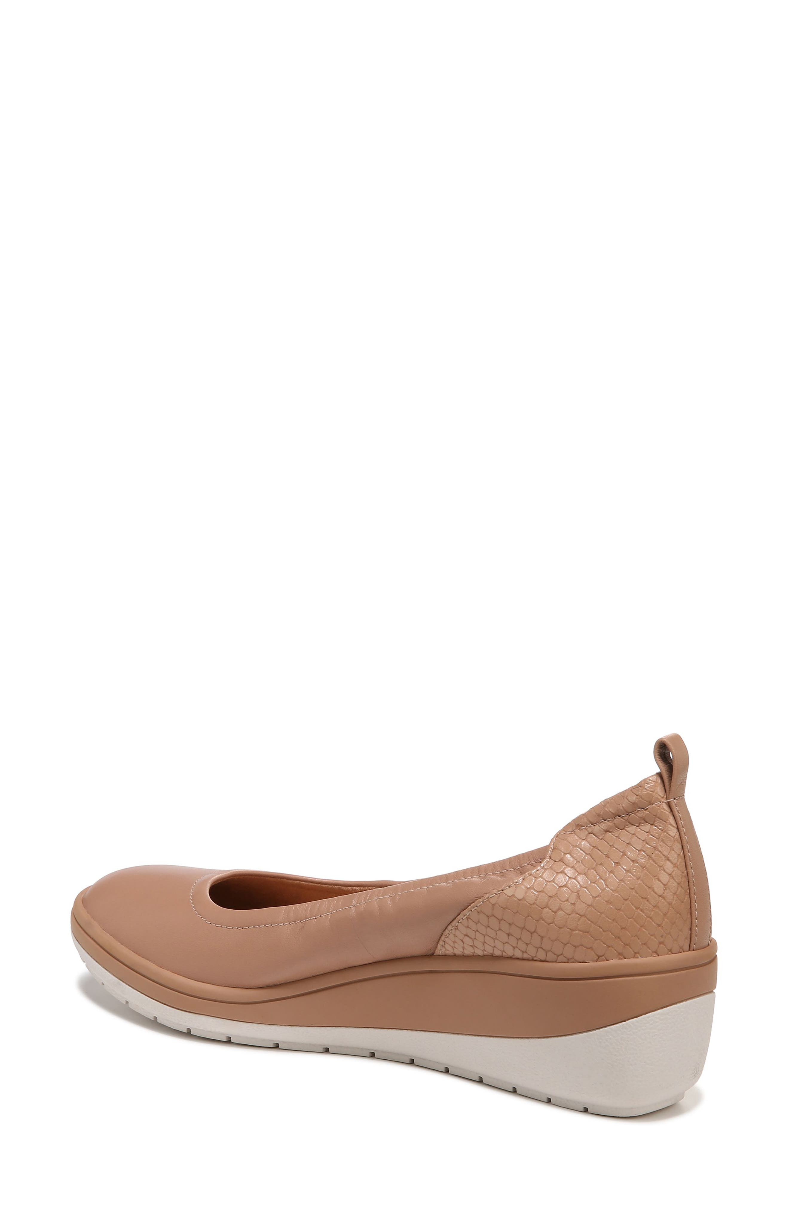 Vionic Jacey Wedge Loafer, Alternate, color, 