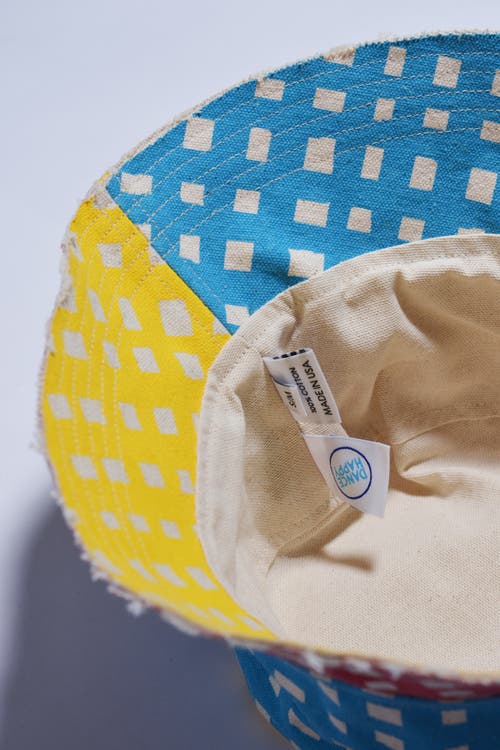 Dance Happy Grid Bucket Hat