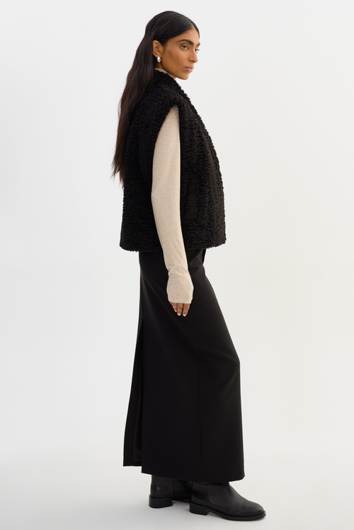 Lamarque Dua | Reversible Faux Fur Vest In Black