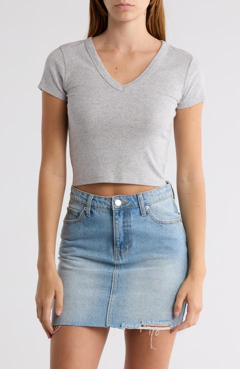 Cropped V-Neck Tee