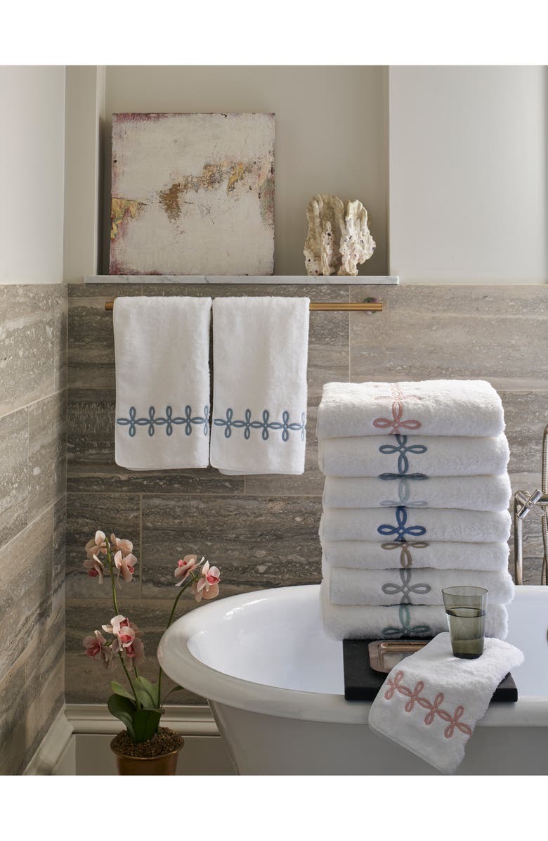 Matouk Gordian Knot Wash Cloth, Alternate, color, Silver