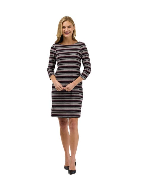 Essential Womens Three-Quarter Sleeve Bodycon Dress