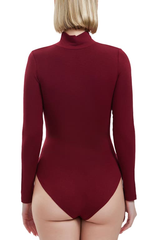 Kimi & Kai Turtleneck Long Sleeve Bodysuit In Burgundy