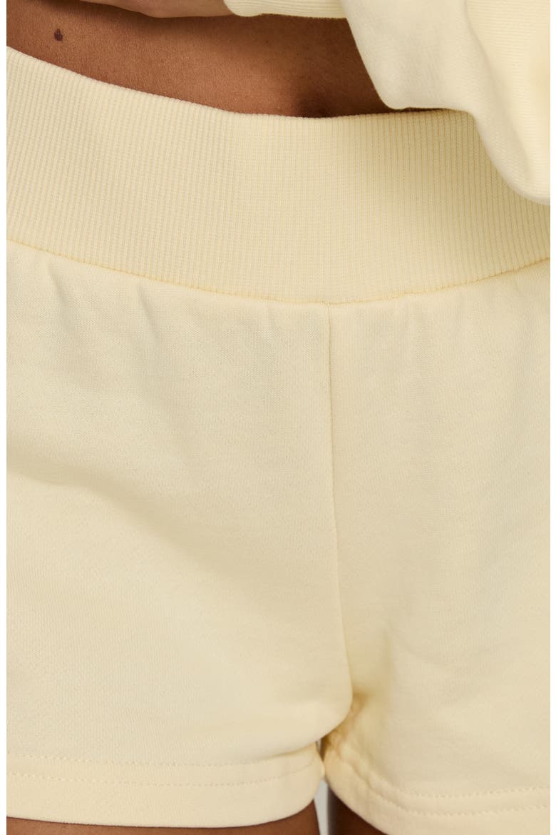 Daybreak Rib Waist Shorts, Alternate, color, BUTTERCREAM