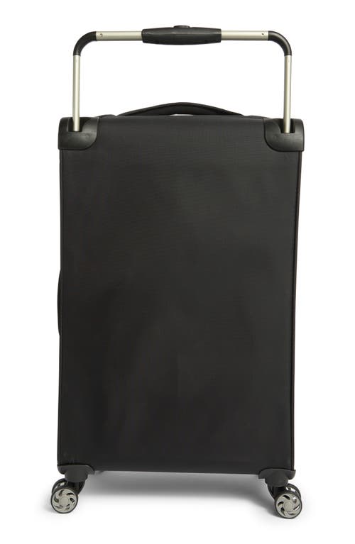 It Luggage Debonair 26-inch Softside Spinner Luggage In Multi