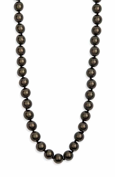 Kenneth Jay Lane Faux Pearl Necklace
