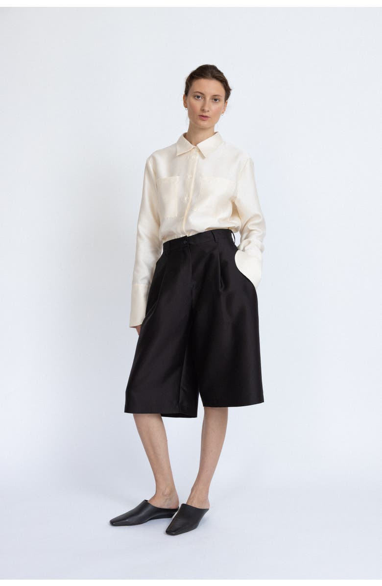 Alas Silk-Wool Blend Darted Bermuda Shorts, Alternate, color, Black