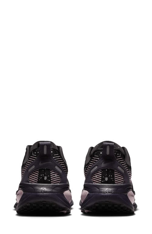 Nike Vomero 18 Se Running Shoe In Black
