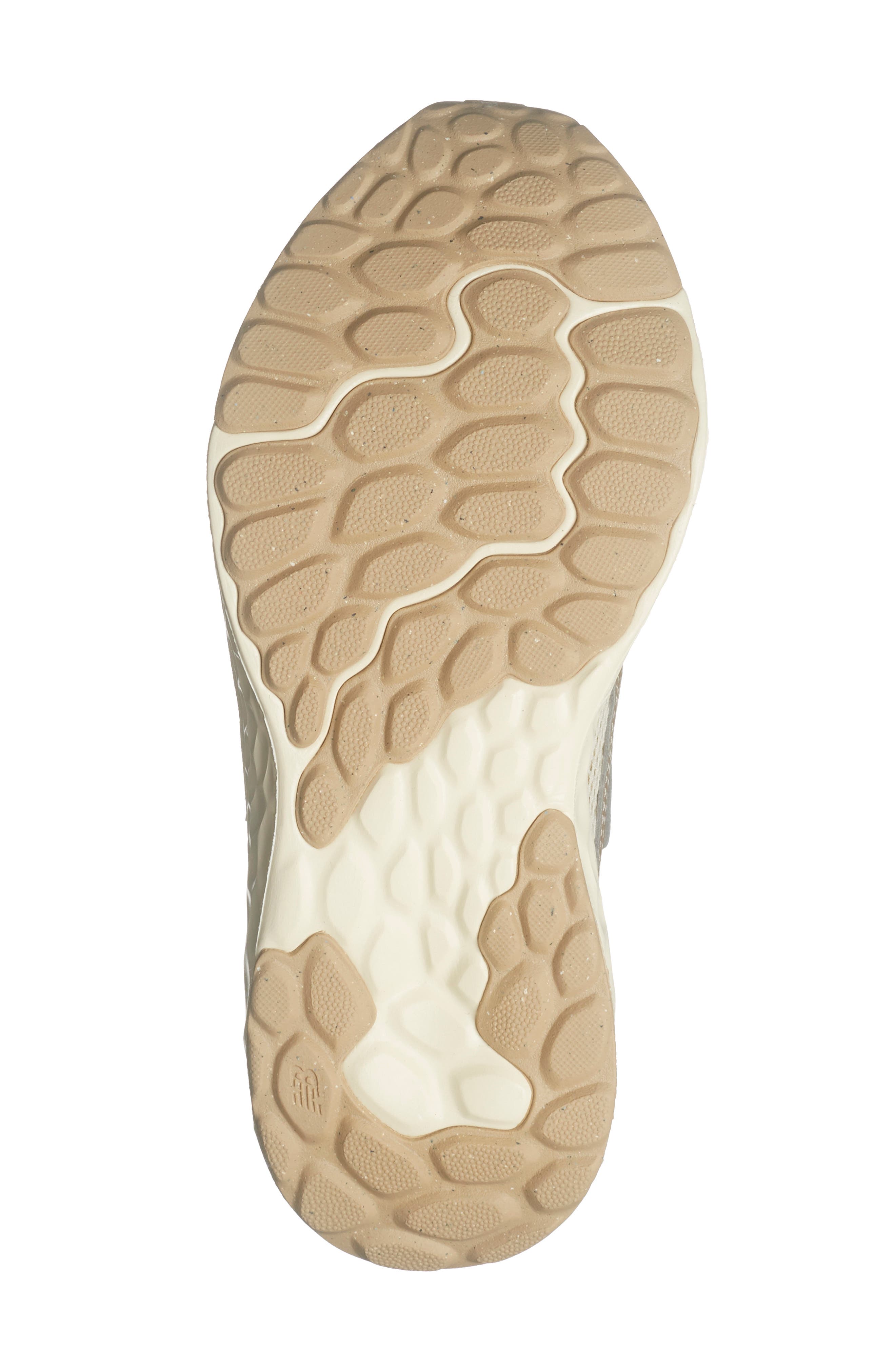 New Balance Kids' Fresh Foam Arishi v4 Tiralux Sneaker, Alternate, color, Angora/ Incense