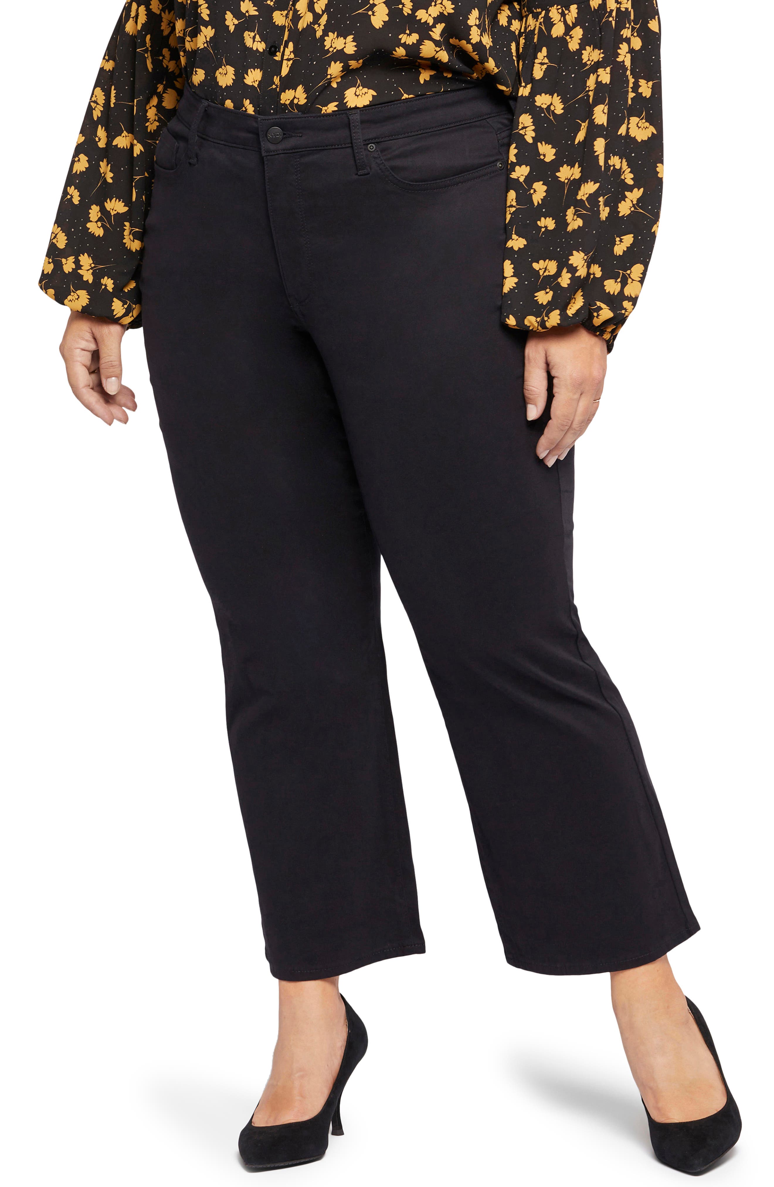 Relaxed Flare Sateen Jeans