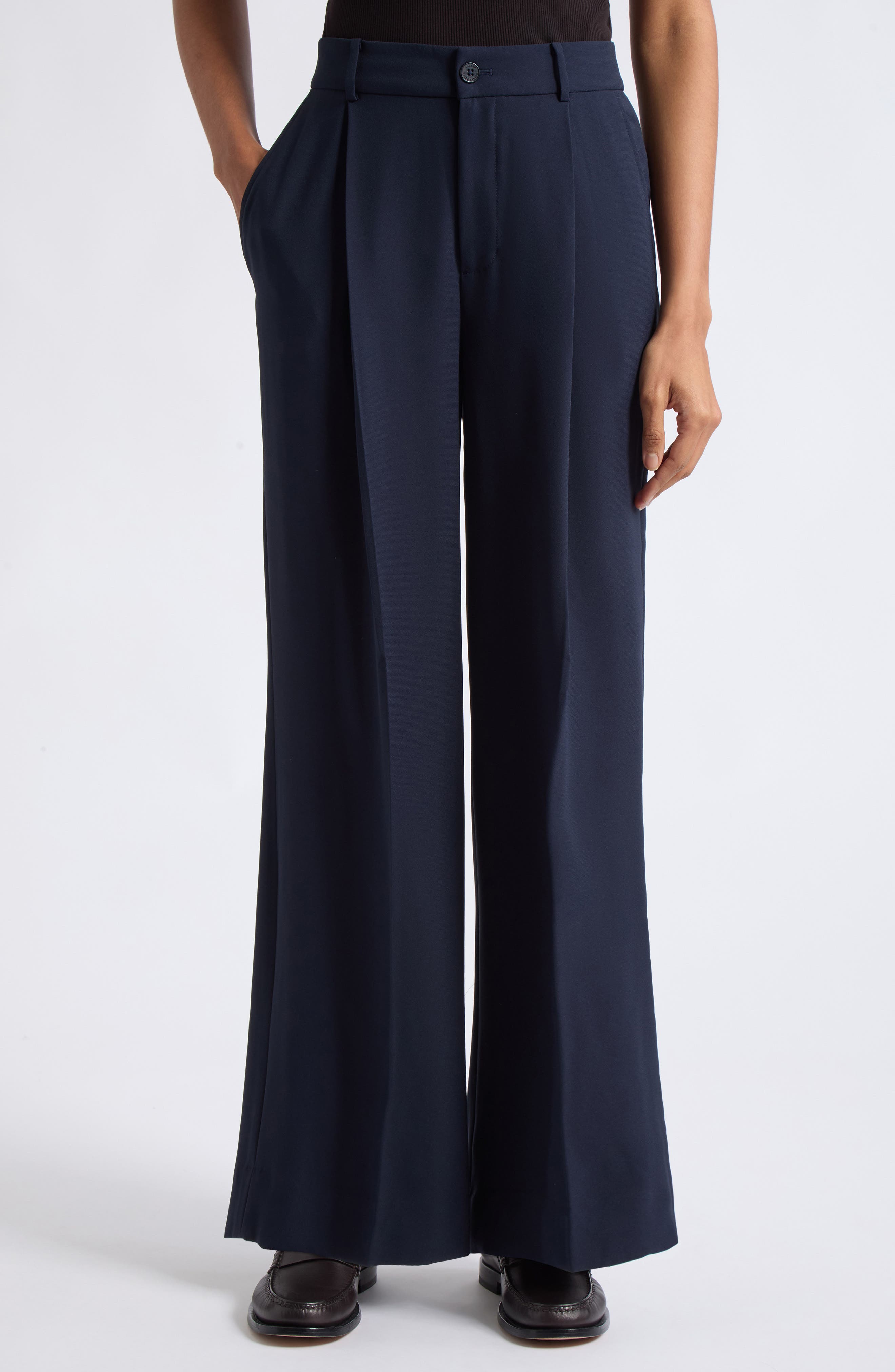 selected LAUREN NAVY BLUE