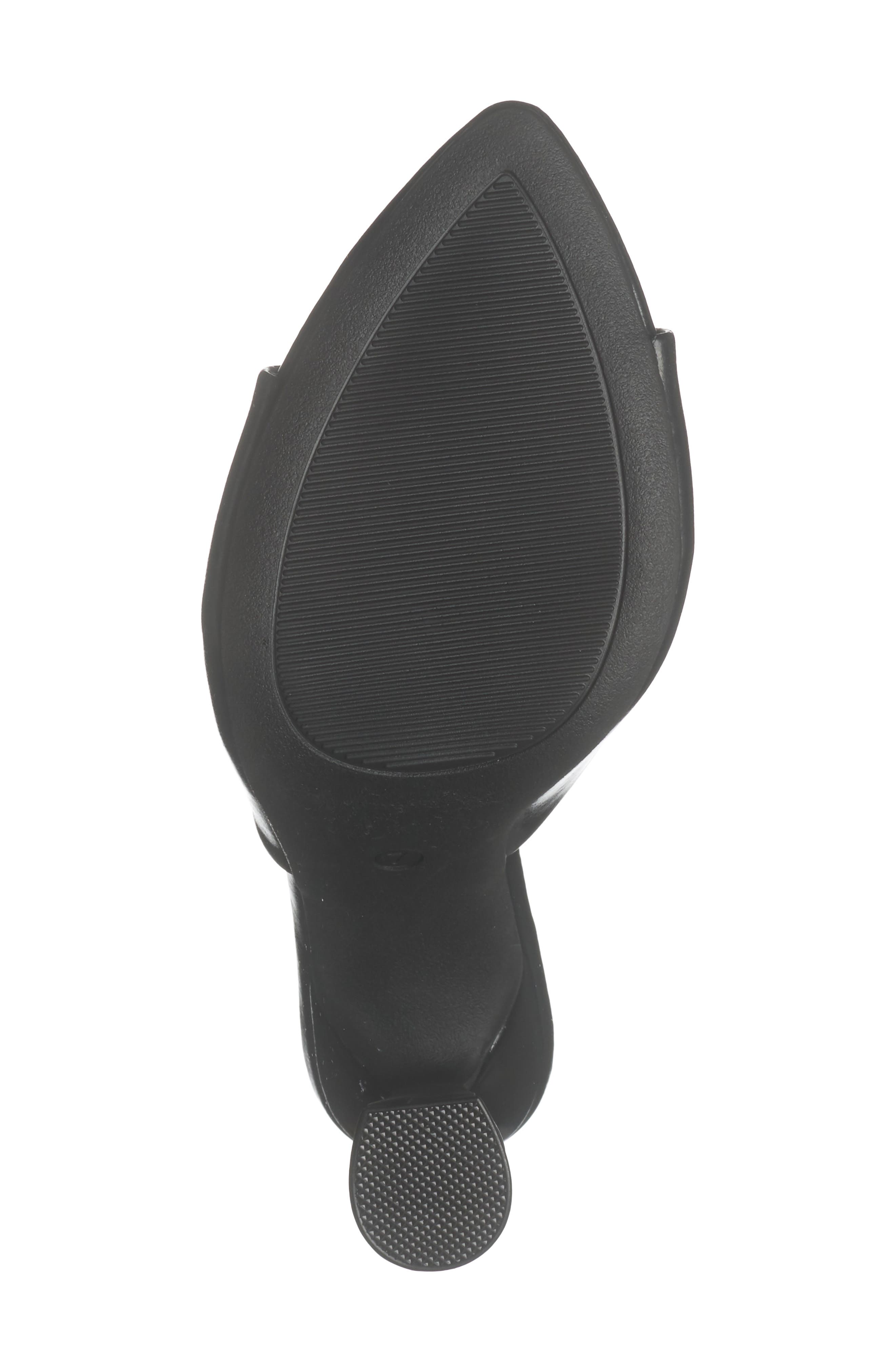 Naomi Sandal, Alternate, color, BLACK