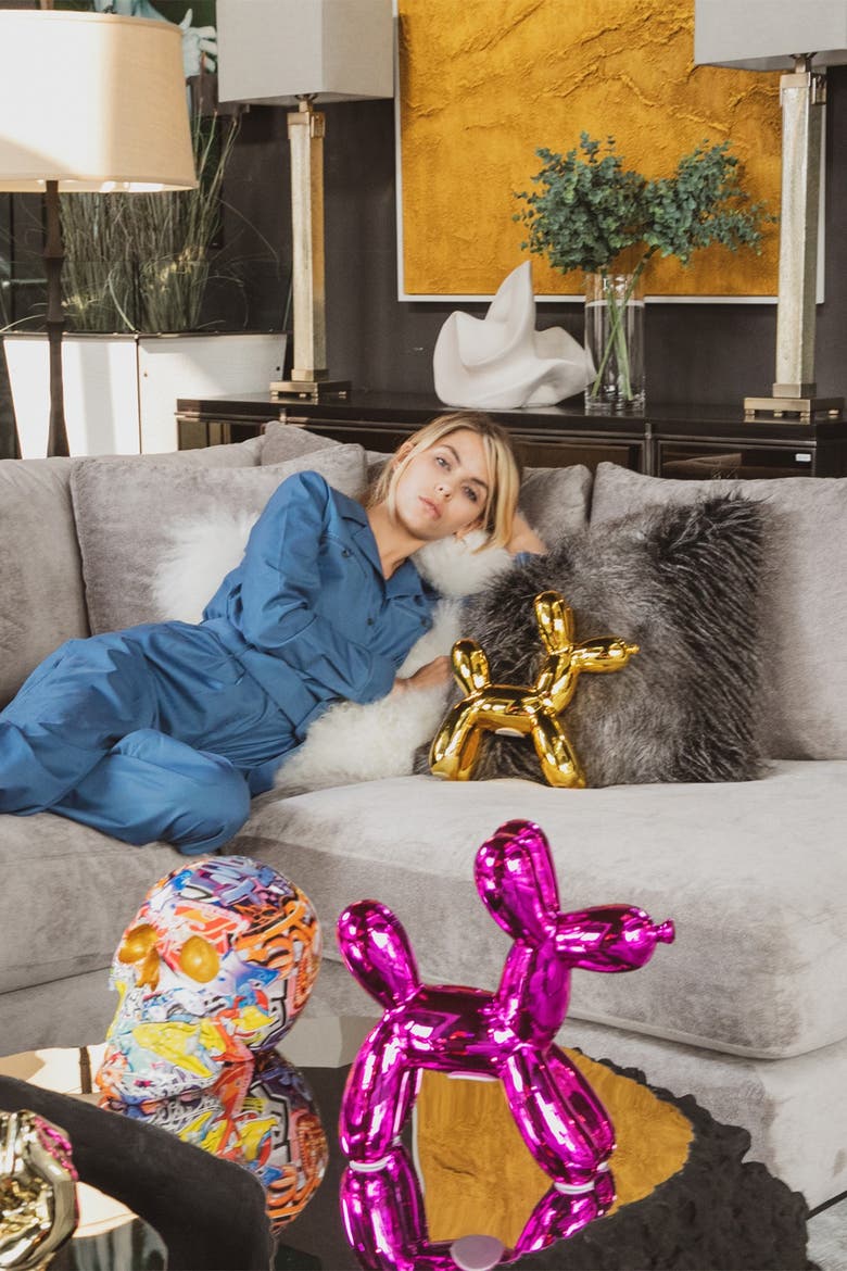 INTERIOR ILLUSIONS Plus Purple Mini Balloon Dog Bank - 7.5