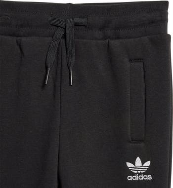 Trefoil Essentials Crewneck Sweatshirt & Joggers Set