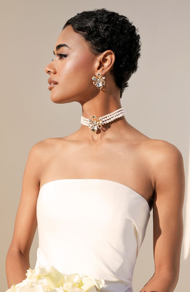 Ettika Petals Stud Earrings, Alternate, color, Gold