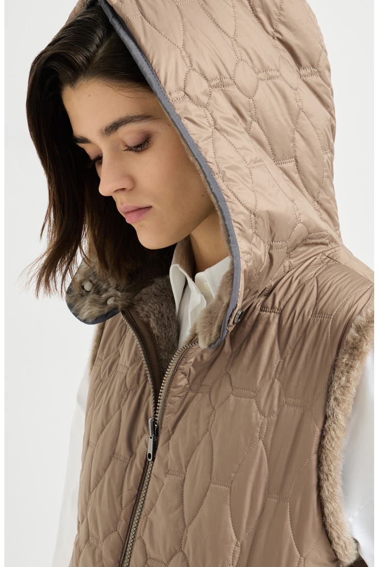 Shearling reversibile vest with Thermore® padding and hood, Alternate, color, Light Brown