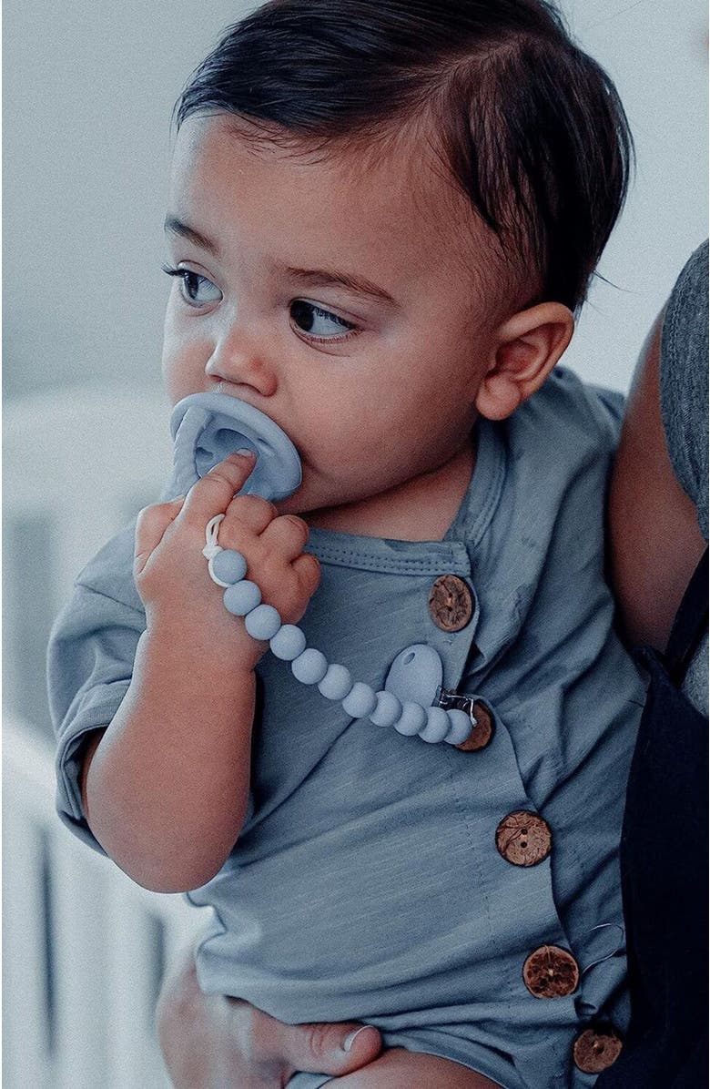 Comfy Cubs Pacifiers, 4 Pack - Stage 2, 6 to 18 Months, Alternate, color, Blue