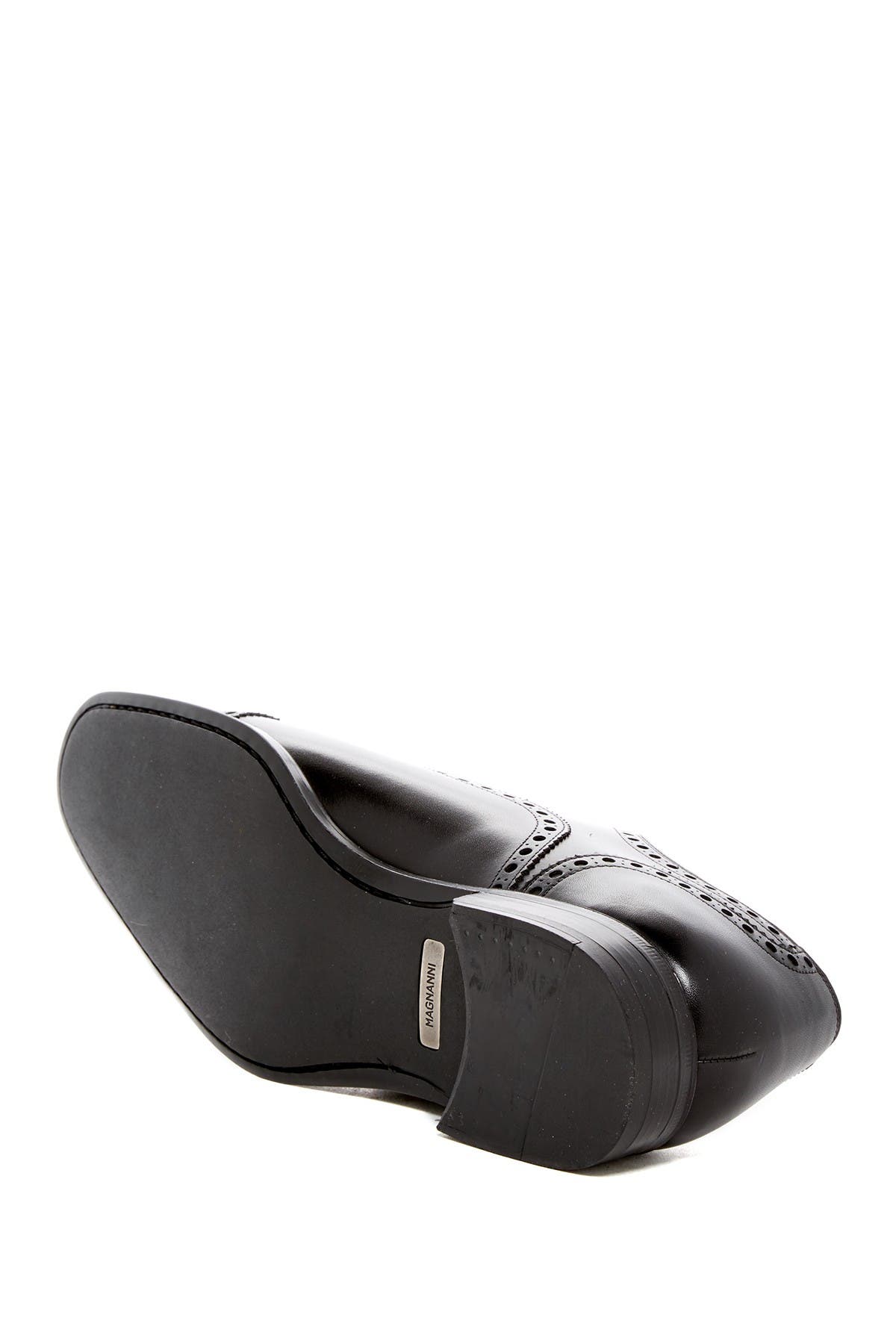 Magnanni Cieza Leather Medallion Brogue Oxford, Alternate, color, 