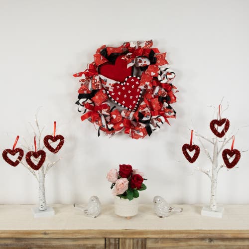 Northlight Ribbon And Twig Valentine's Day Wreath In Red