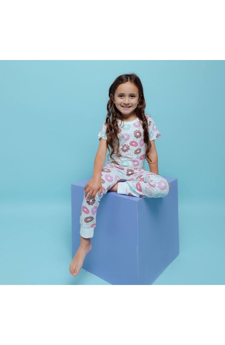 Norani Kids Organic Two-Piece Short Sleeve Pajama Set in Donuts, Alternate, color, Donuts