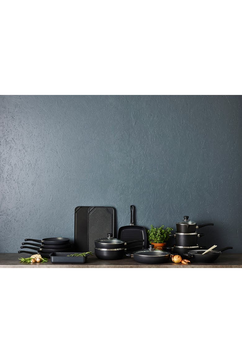 Classic 8.25 Quart Casserole & Stew Pot with Lid, Alternate, color, Black