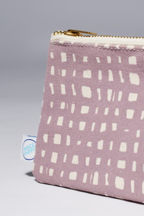 Dance Happy Ivy Pencil Case In Dusty Orchid