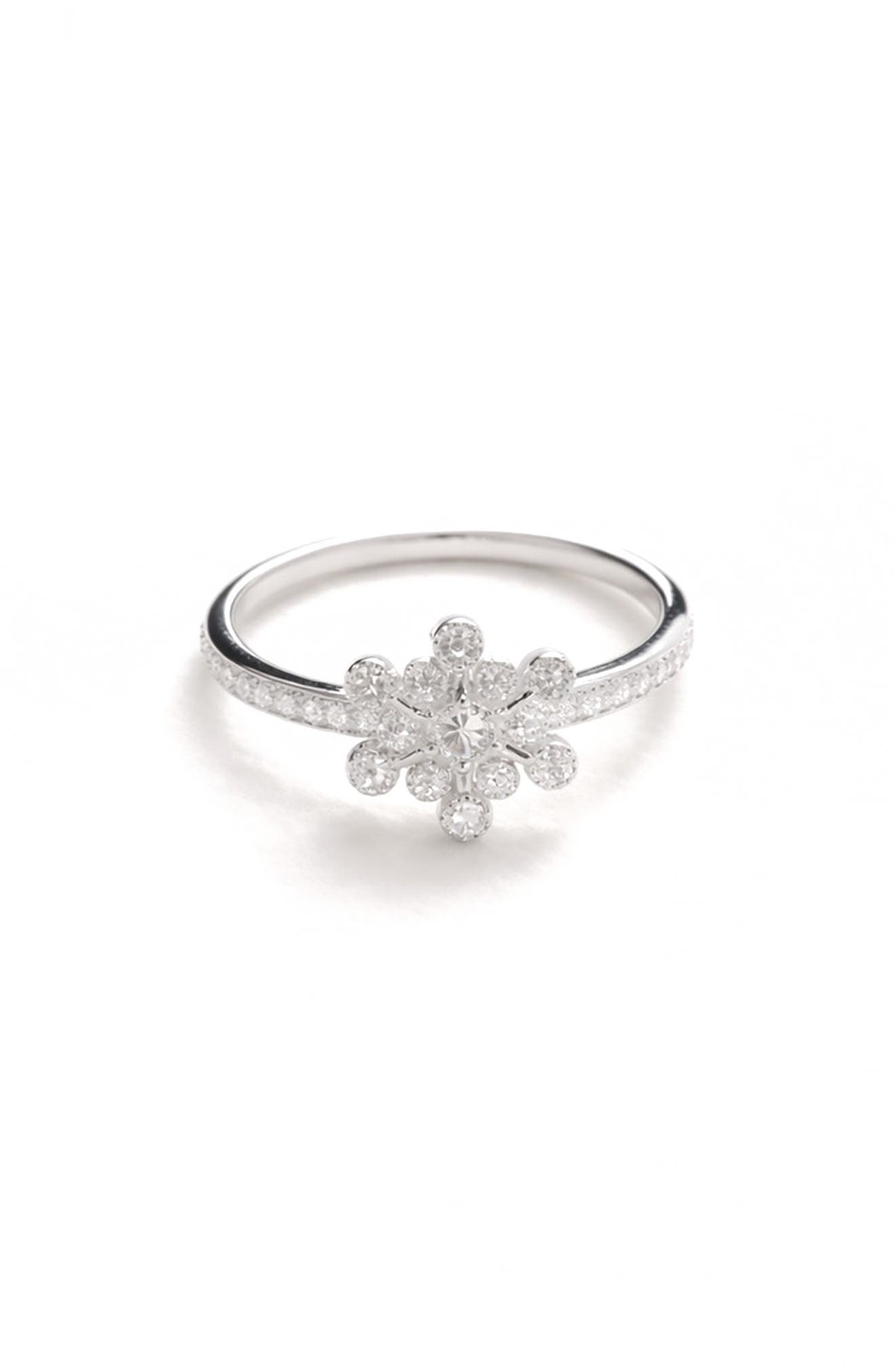 BEST SILVER Cubic Zirconia Snowflake Ring