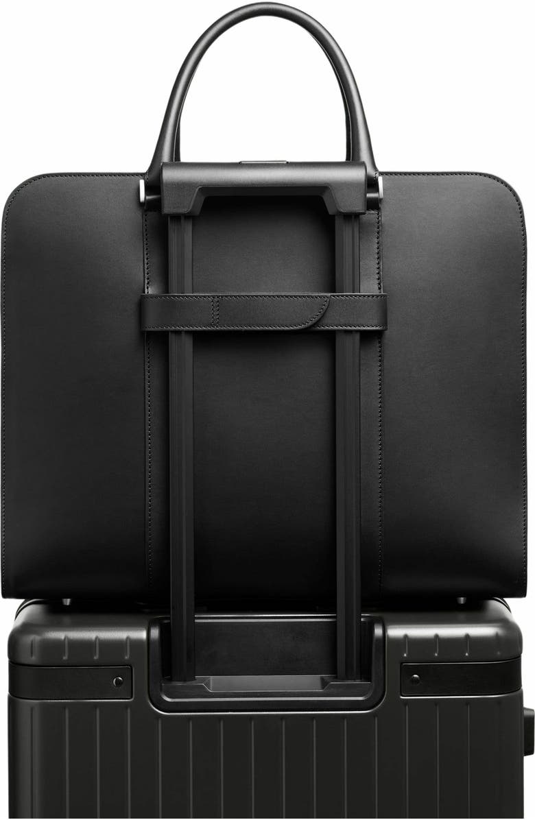 Carl Friedrik Smart holder, Alternate, color, Black