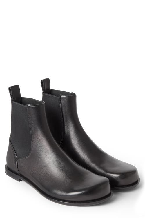 Fendi Ff Squared Nappa Leather Chelsea Boots In Black