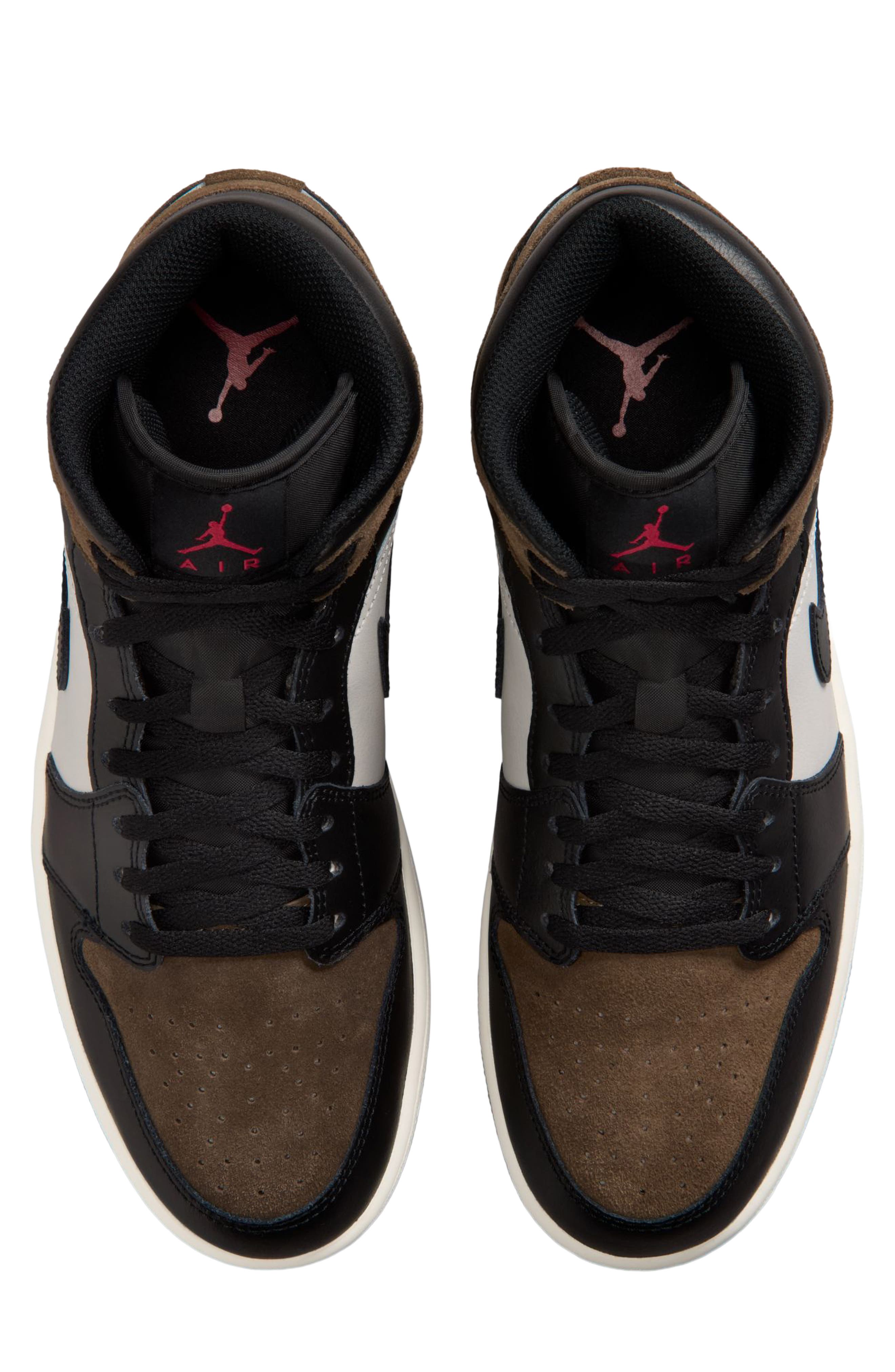 Air Jordan 1 Mid Basketball Sneaker, Alternate, color, 007 BLACK/PHANTM