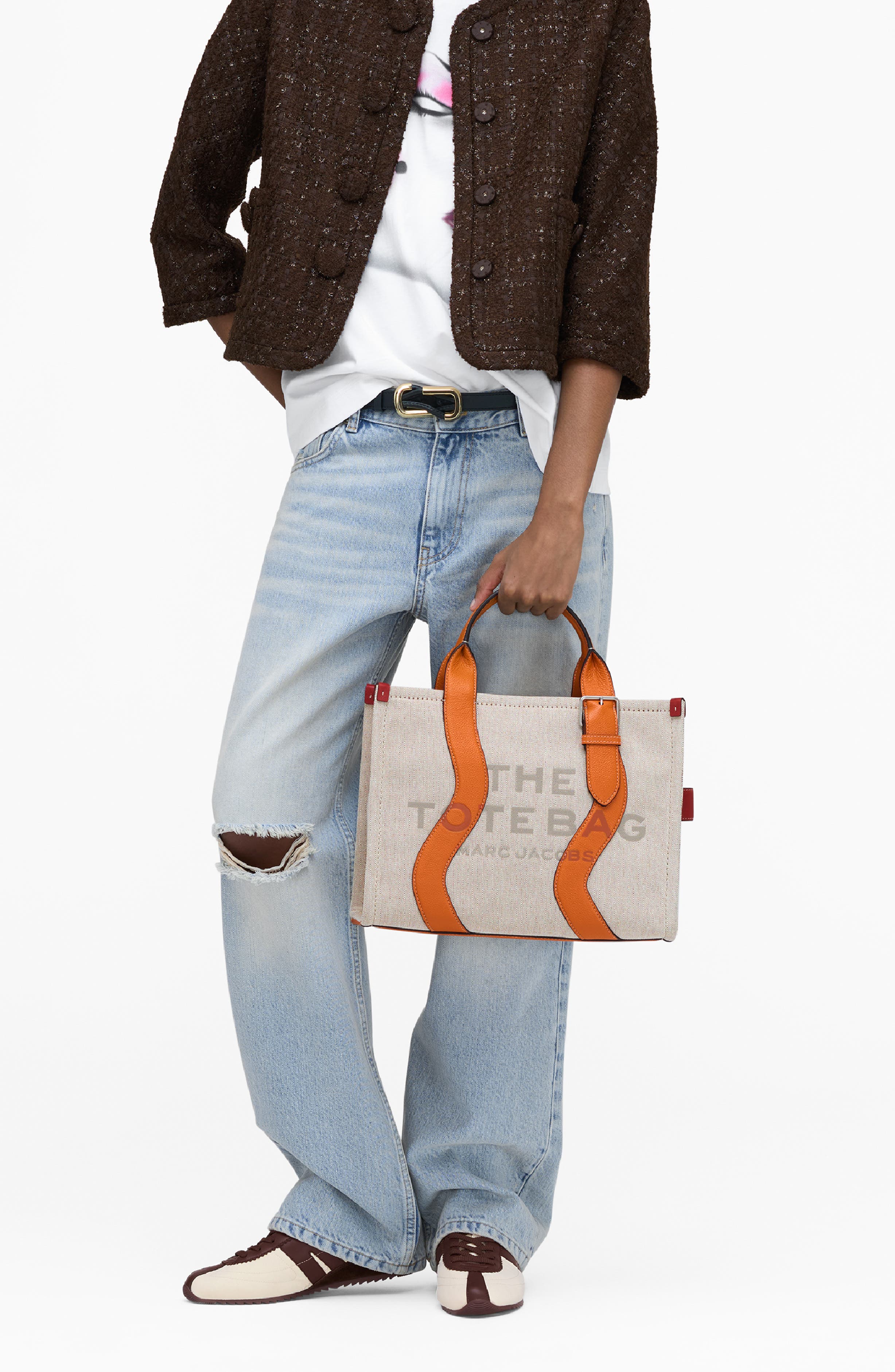 Marc Jacobs The Wavy Canvas Medium Tote, Alternate, color, Beige/Orange