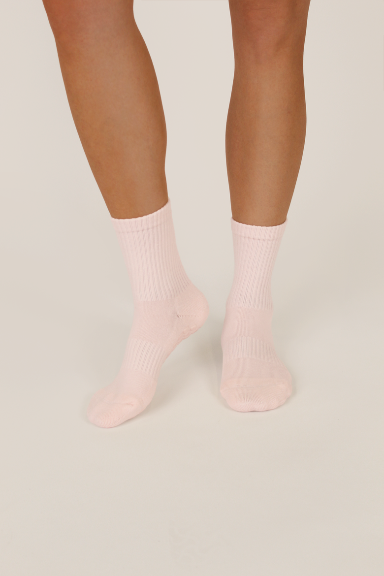 Primrose Classic Crew Grip Socks, Alternate, color, Primrose