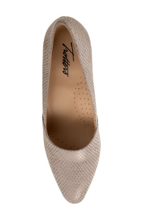 Trotters Kylie Kitten Heel Pump In Champagne Snake