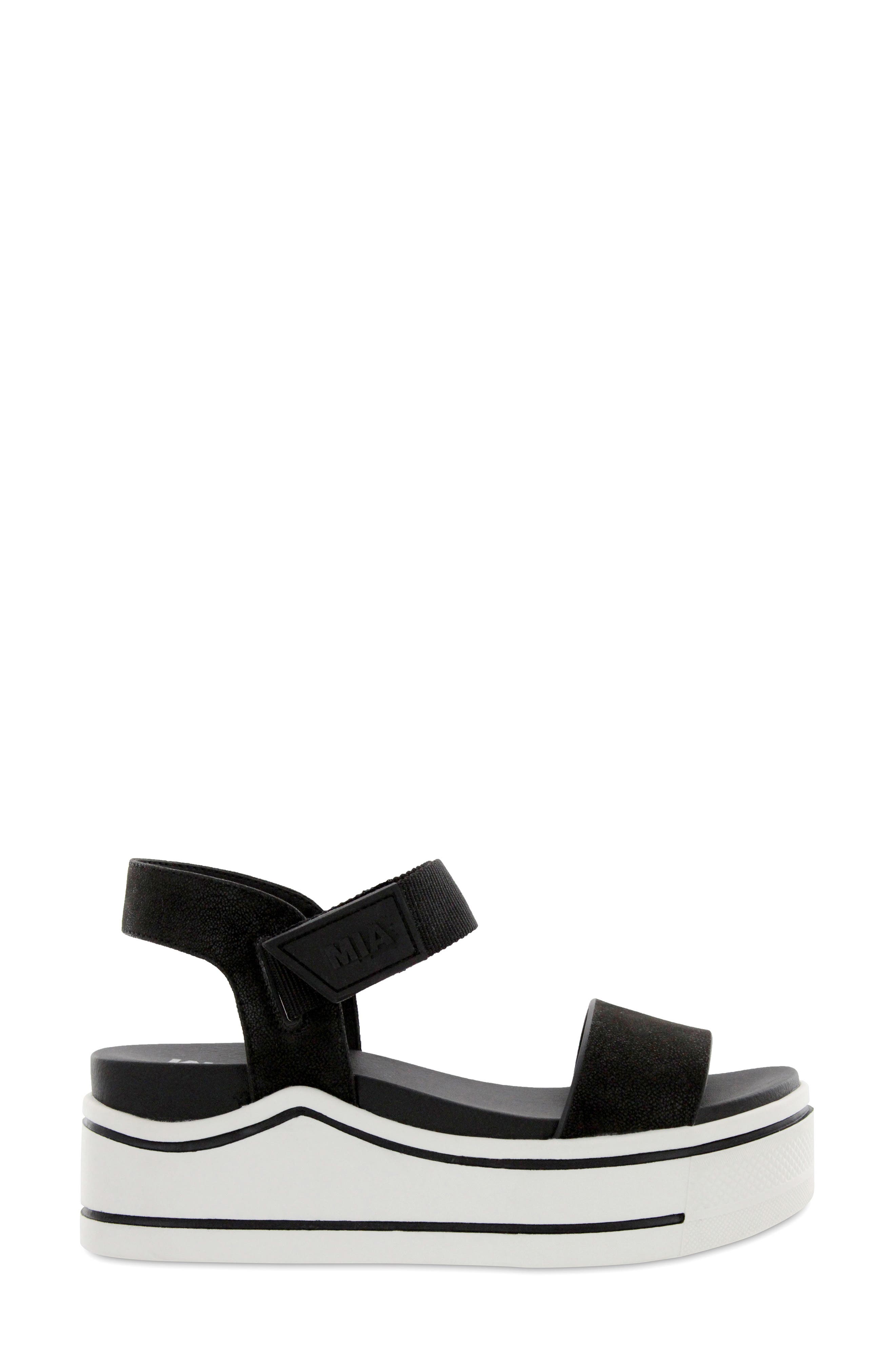 Odelia Platform Sandal, Alternate, color, BLACK
