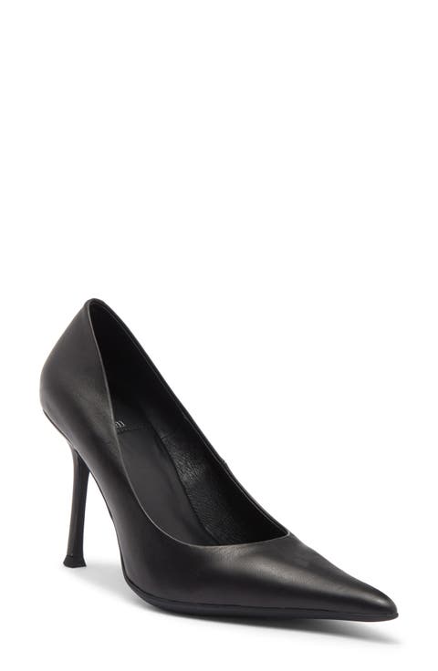 Risktaker Pointed Toe Pump (Women)