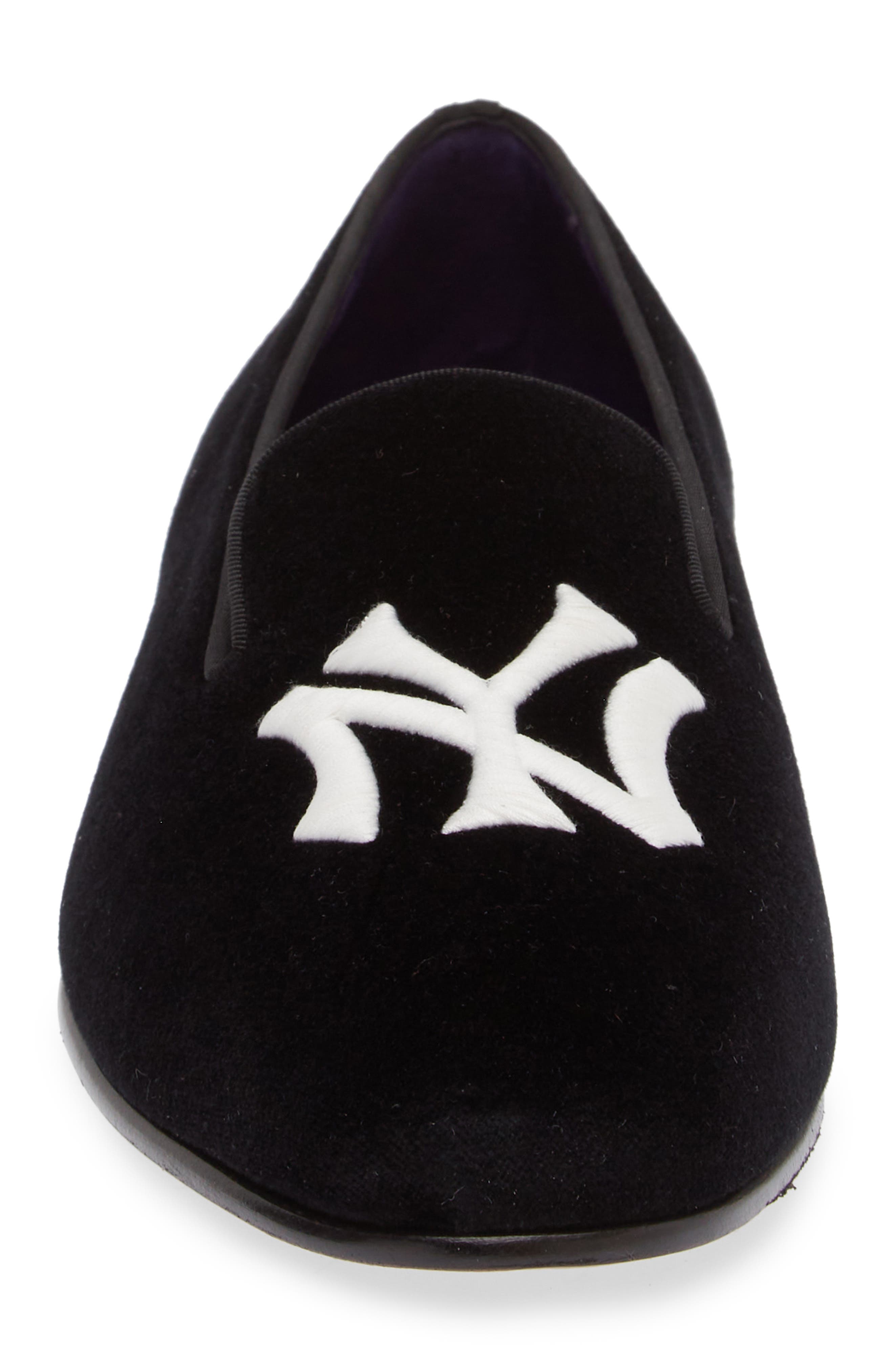 Ralph Lauren Purple Label x Yankees Alonzo Velvet Venetian Loafer, Alternate, color, 