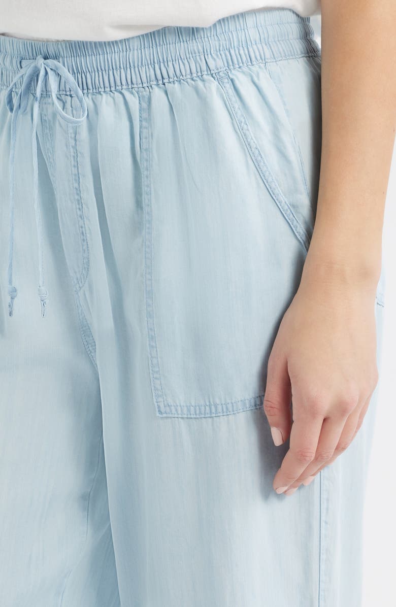 beachlunchlounge Andi Chambray Drawstring Joggers, Alternate, color, Bleach Wash