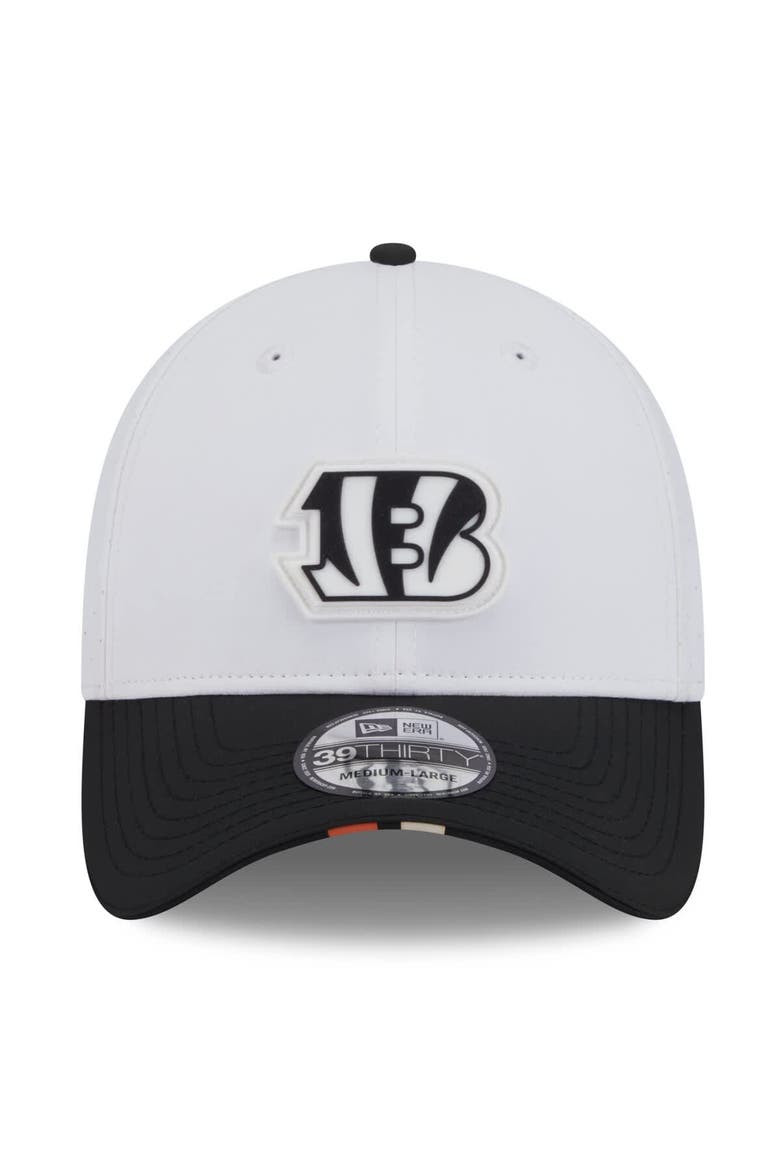 Men's New Era  White/Black Cincinnati Bengals 2025 NFL Training Camp 39THIRTY Flex Hat, Alternate, color, White