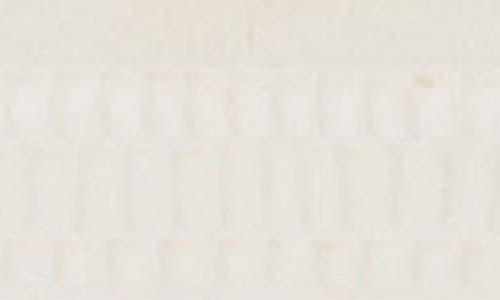 Roselli Trading Company Resin Amenity Tray In Cream