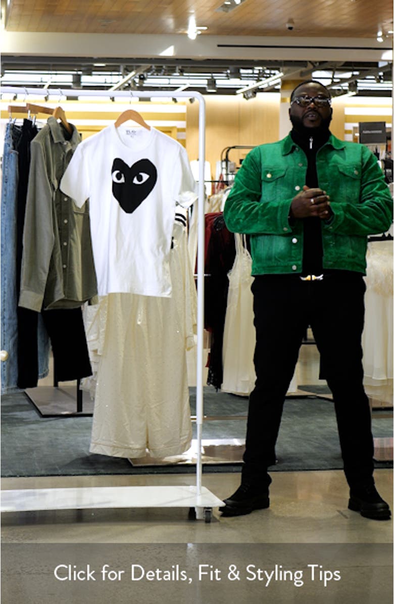 Black Heart Graphic T-Shirt, sales video thumbnail