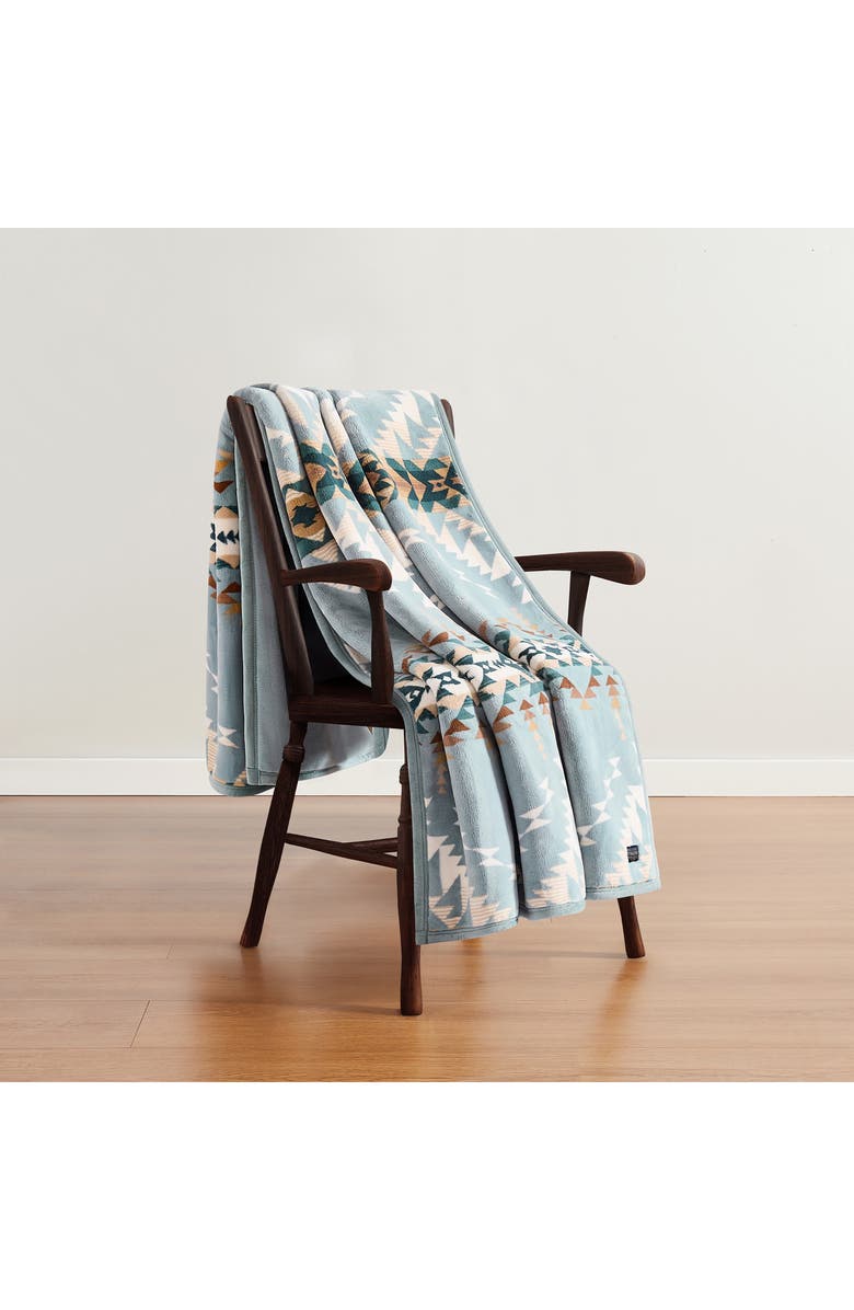 Pendleton Bridge Creek Fleece Throw Blanket, Alternate, color, Blue